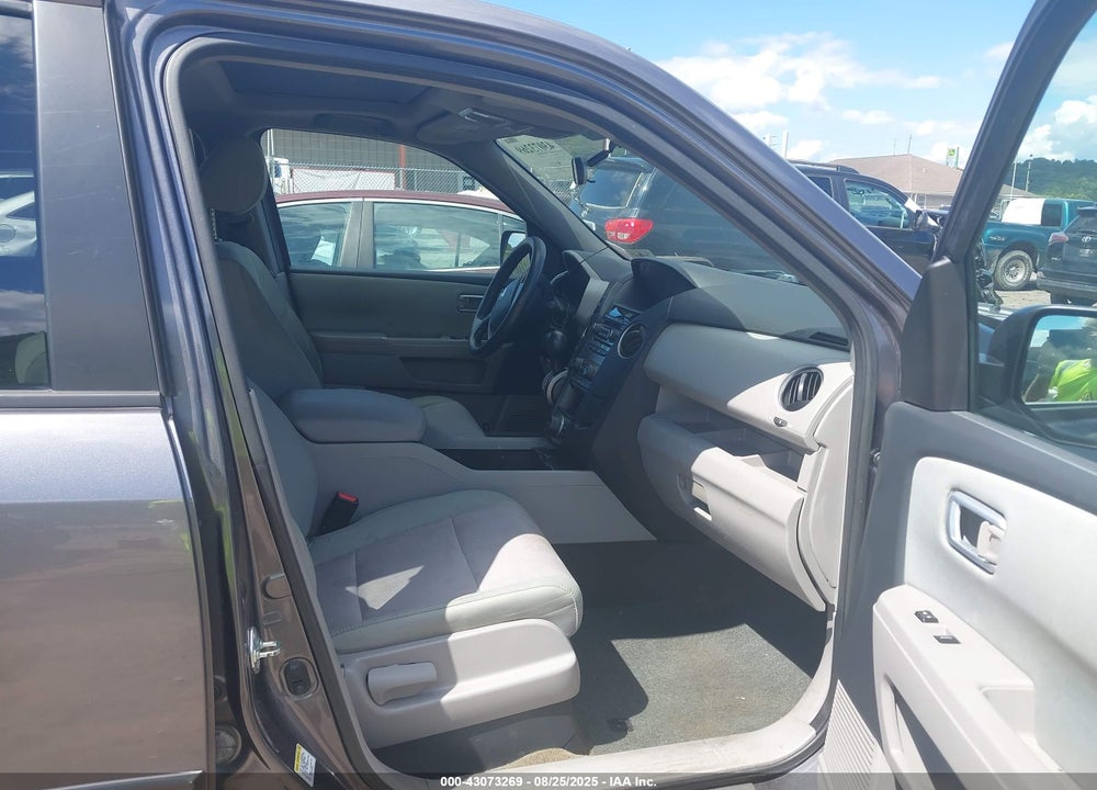 2015 HONDA PILOT VIN: 5FNYF4H32FB058869