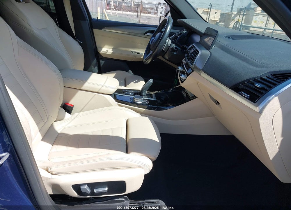 2021 BMW X3 VIN: 5UXTS1C09M9H64893
