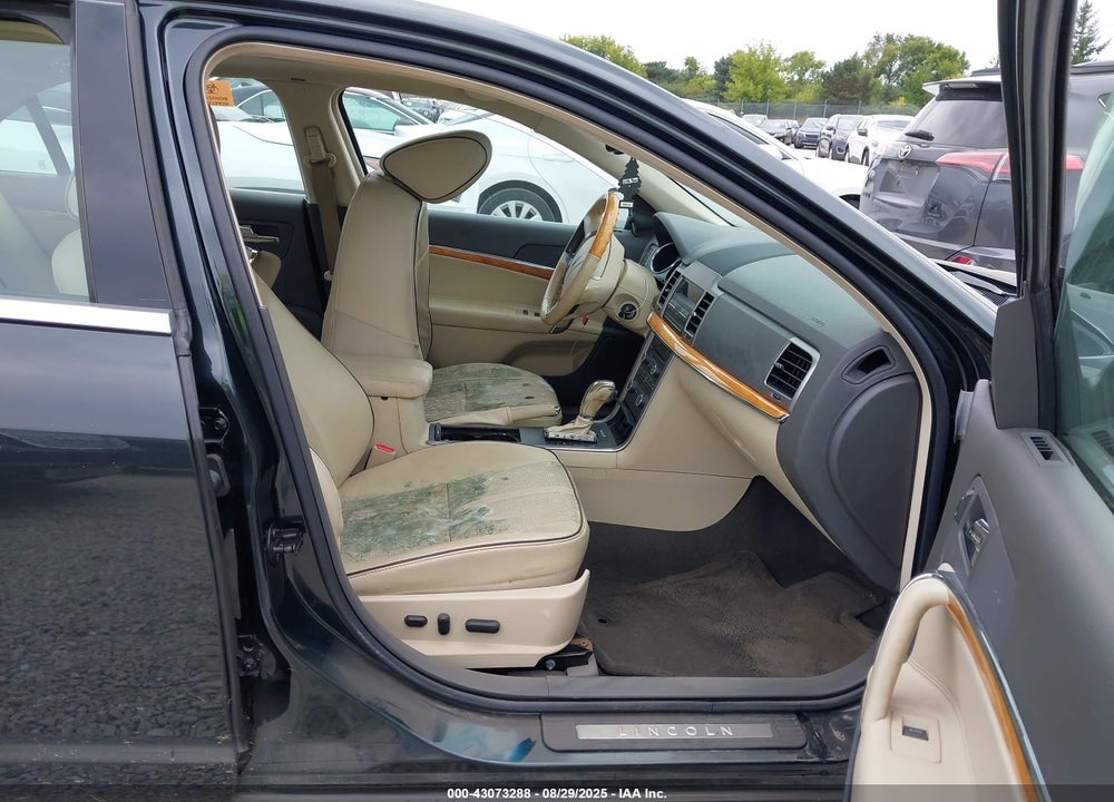 2010 LINCOLN MKZ VIN: 3LNHL2GC8AR637043