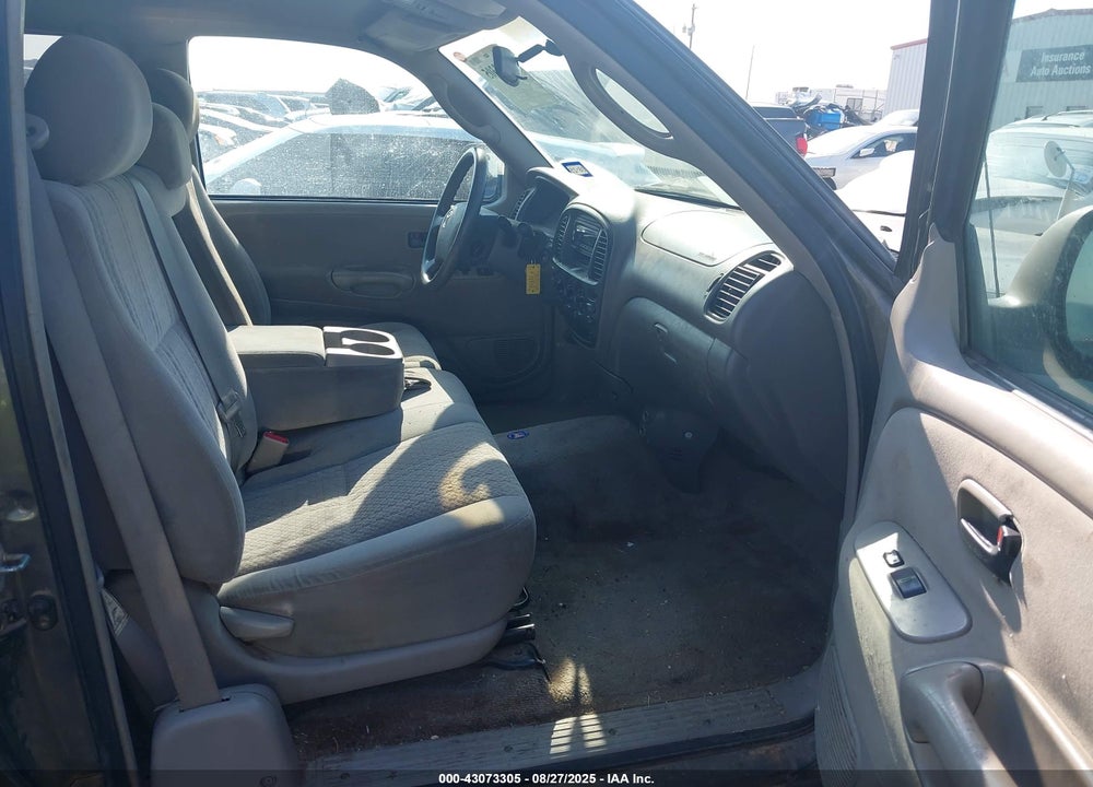 2005 TOYOTA TUNDRA SR5 V8 VIN: 5TBRT34185S466548