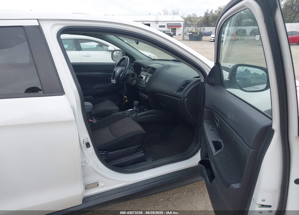 2017 MITSUBISHI OUTLANDER SPORT VIN: JA4AR3AU7HZ028845