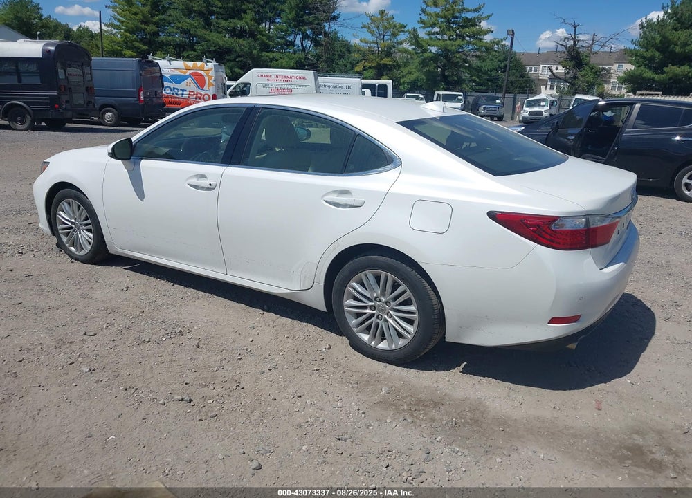 2015 LEXUS ES 350 VIN: JTHBK1GG6F2202543