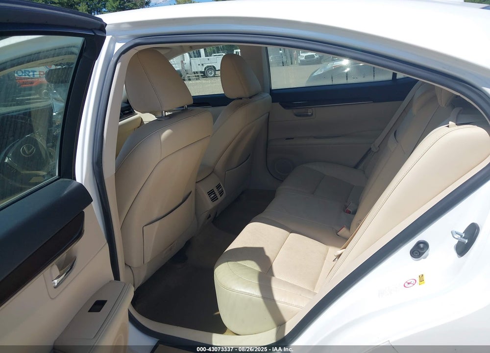 2015 LEXUS ES 350 VIN: JTHBK1GG6F2202543
