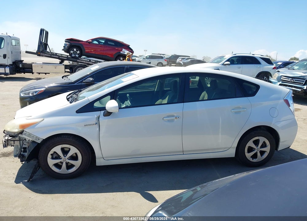 2013 TOYOTA PRIUS VIN: JTDKN3DU4D5681023