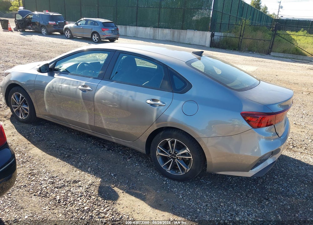 2023 KIA FORTE VIN: 3KPF24AD2PE583623