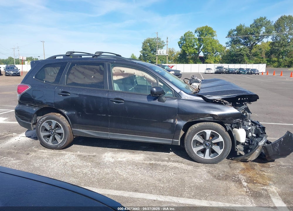 2018 SUBARU FORESTER 2.5I PREMIUM VIN: JF2SJAGC9JH608521
