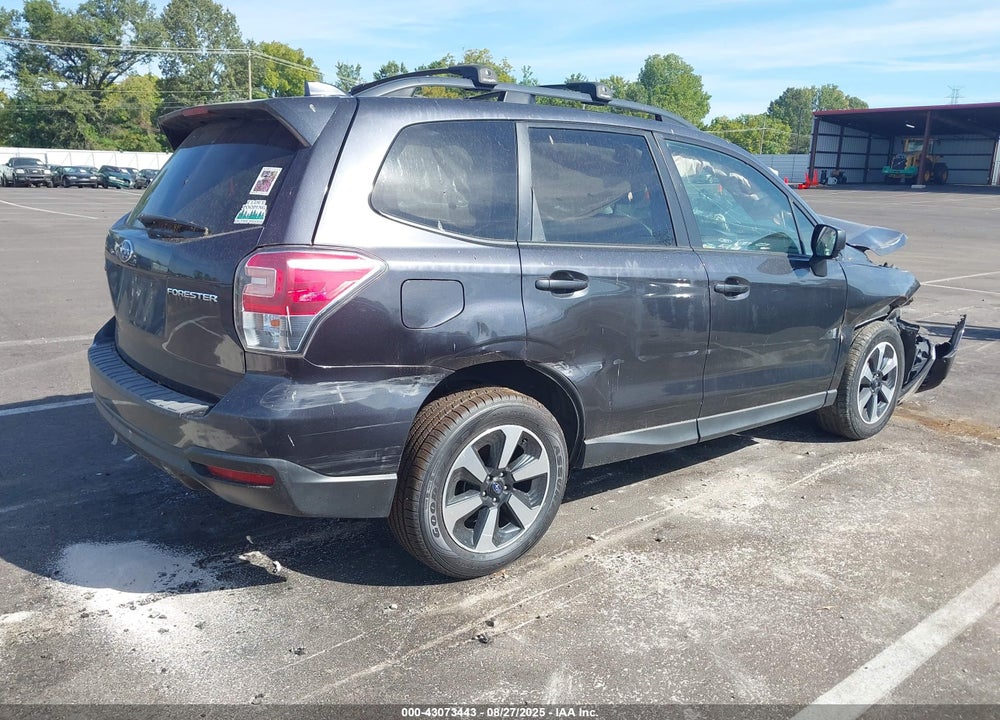 2018 SUBARU FORESTER 2.5I PREMIUM VIN: JF2SJAGC9JH608521