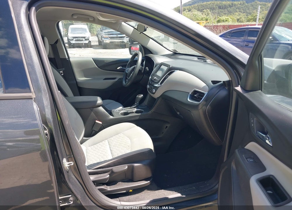 2018 CHEVROLET EQUINOX VIN: 2GNAXREV4J6321368