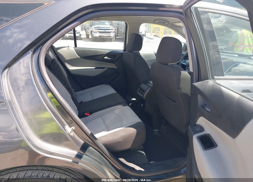 2018 CHEVROLET EQUINOX VIN: 2GNAXREV4J6321368