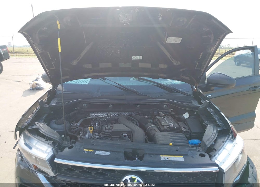 2022 VOLKSWAGEN TAOS VIN: 3VVDX7B26NM025107