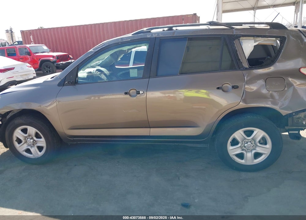 2011 TOYOTA RAV4 VIN: 2T3ZF4DVXBW078156
