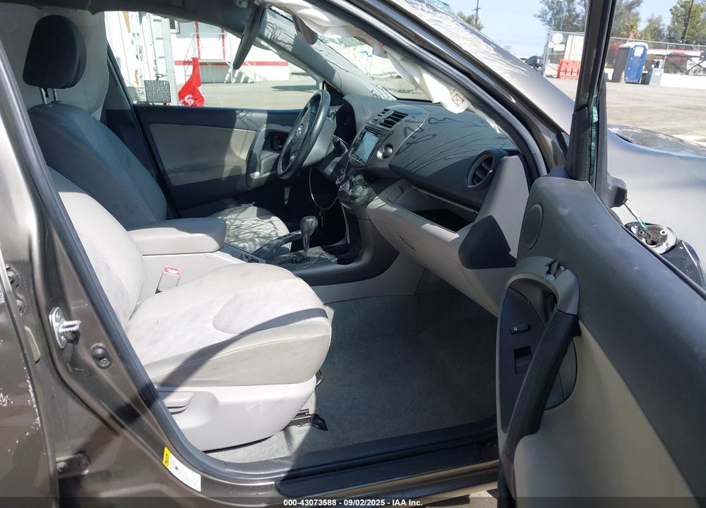 2011 TOYOTA RAV4 VIN: 2T3ZF4DVXBW078156