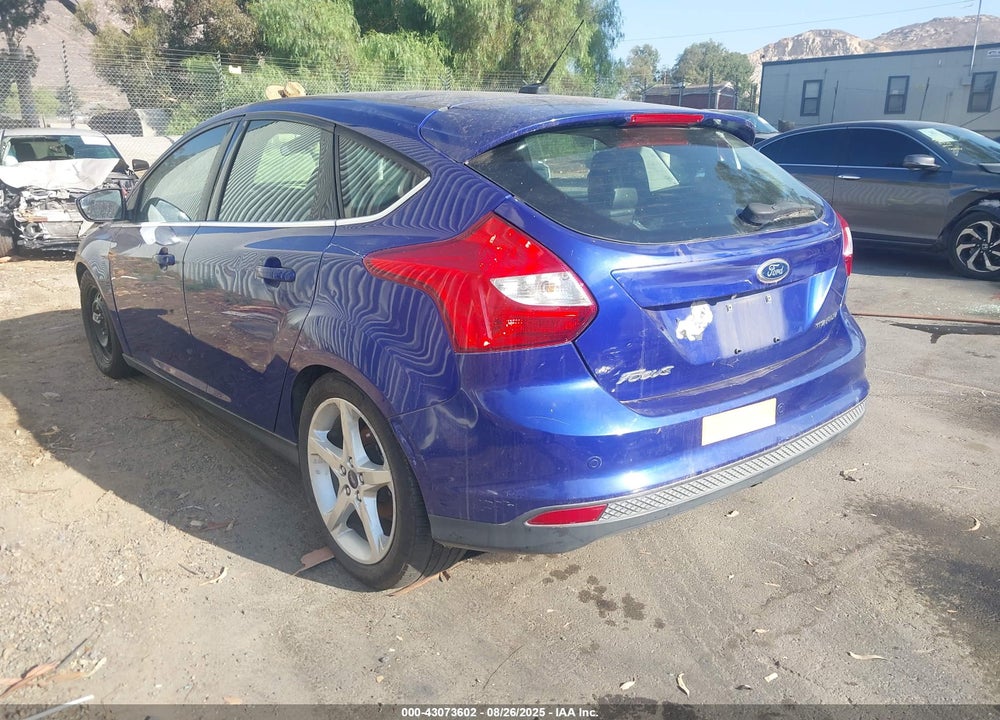 2014 FORD FOCUS TITANIUM VIN: 1FADP3N27EL169470