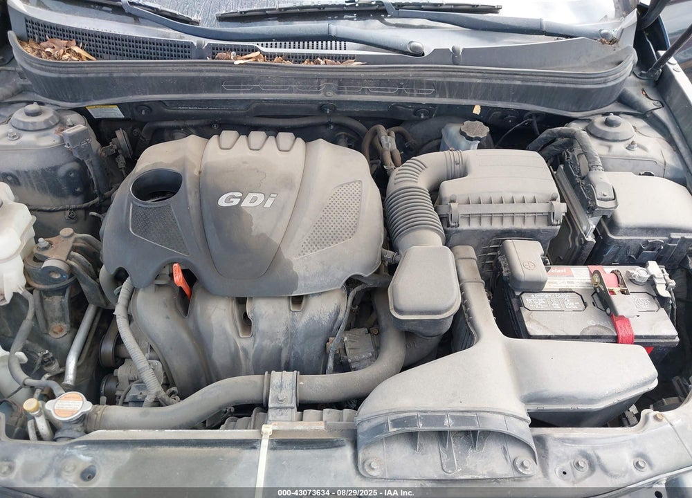 2011 HYUNDAI SONATA VIN: 5NPEB4AC4BH178466