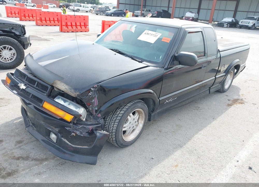 2001 CHEVROLET S-10 LS VIN: 1GCCS19W418151317