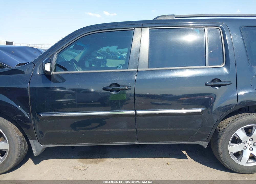 2014 HONDA PILOT VIN: 5FNYF3H93EB004624