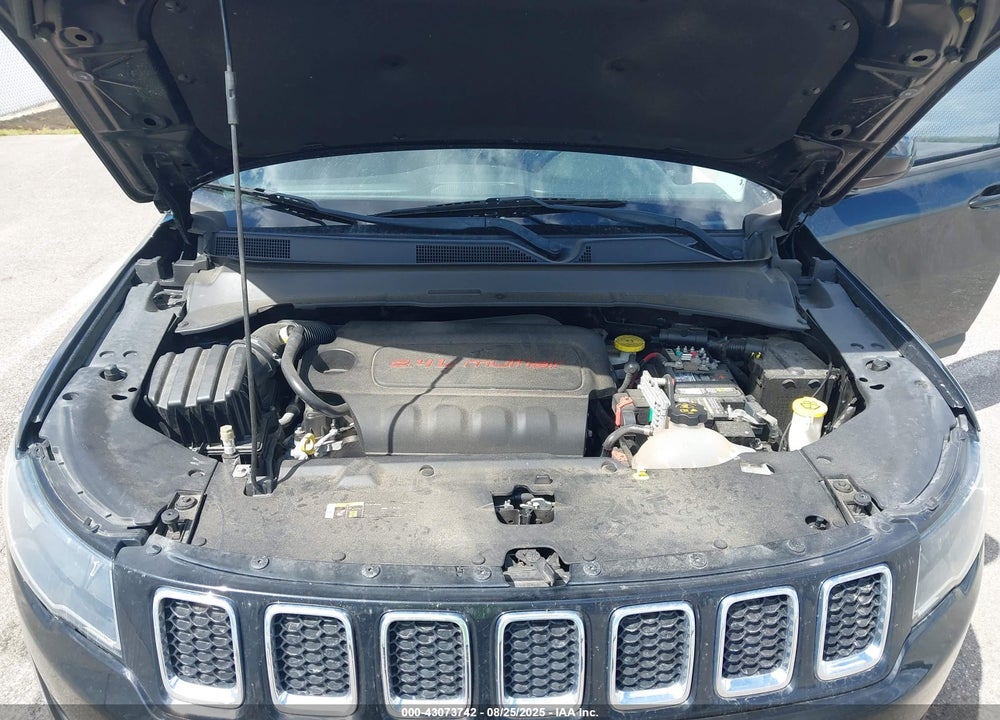 2019 JEEP COMPASS VIN: 3C4NJCBB9KT755852