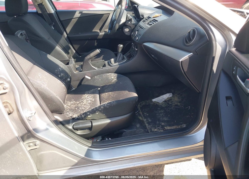 2013 MAZDA 3 VIN: JM1BL1U70D1833584
