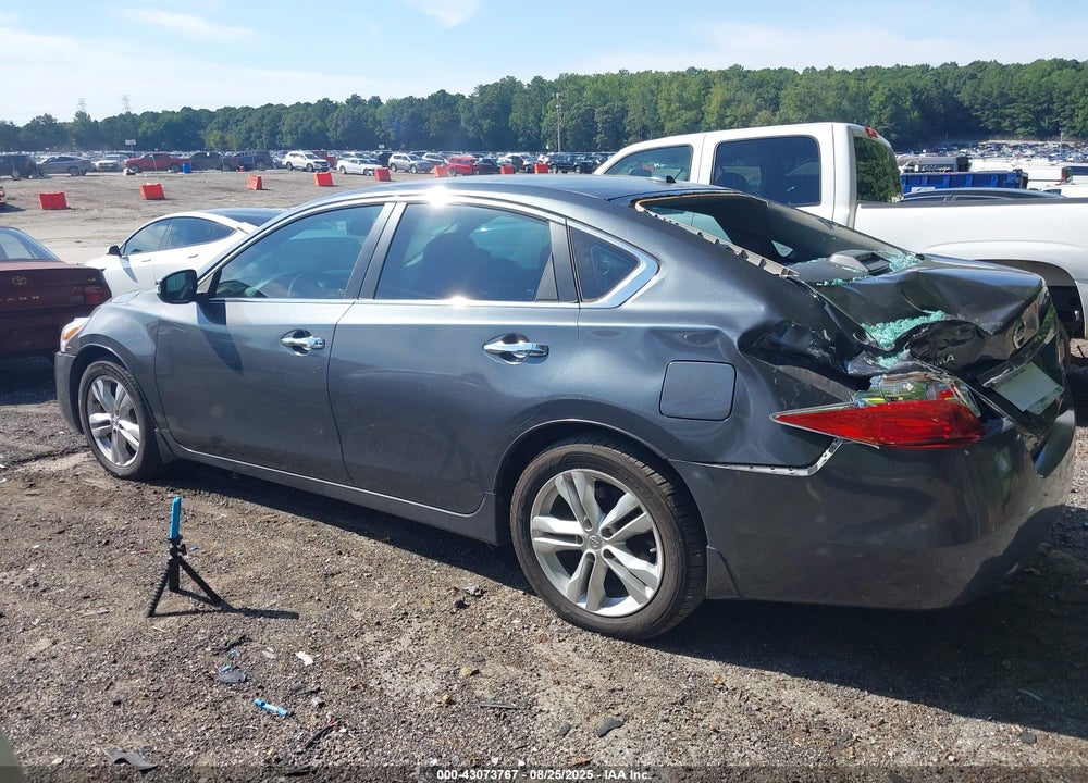 2013 NISSAN ALTIMA VIN: 1N4AL3AP2DC123043