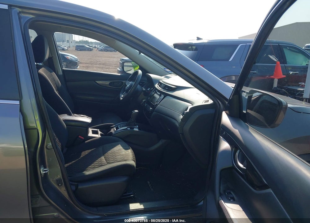 2019 NISSAN ROGUE S VIN: 5N1AT2MT8KC785537