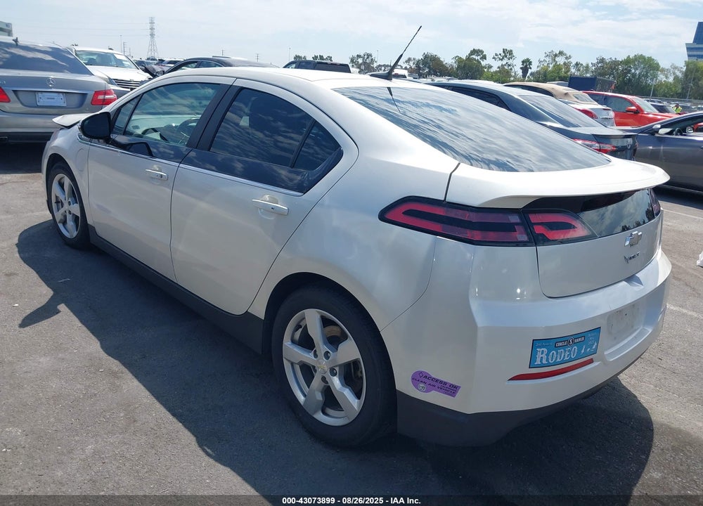 2014 CHEVROLET VOLT VIN: 1G1RE6E48EU124923