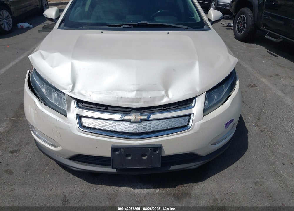 2014 CHEVROLET VOLT VIN: 1G1RE6E48EU124923
