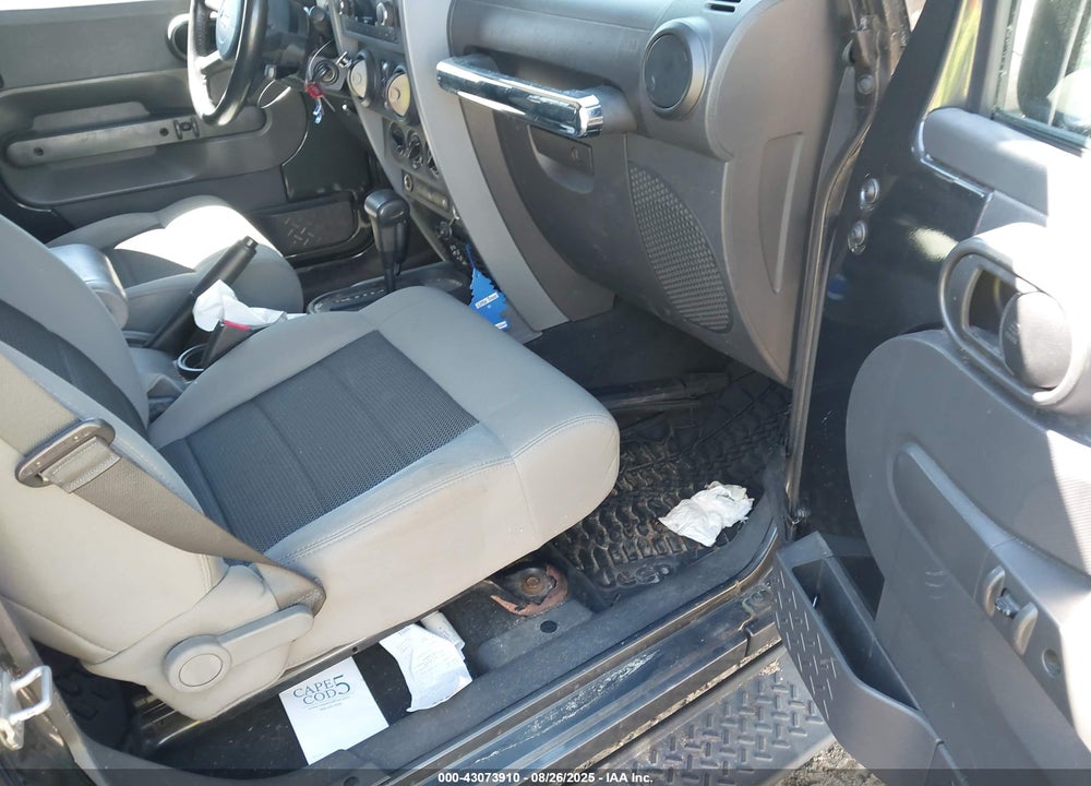 2010 JEEP WRANGLER UNLIMITED VIN: 1J4HA3H12AL126269