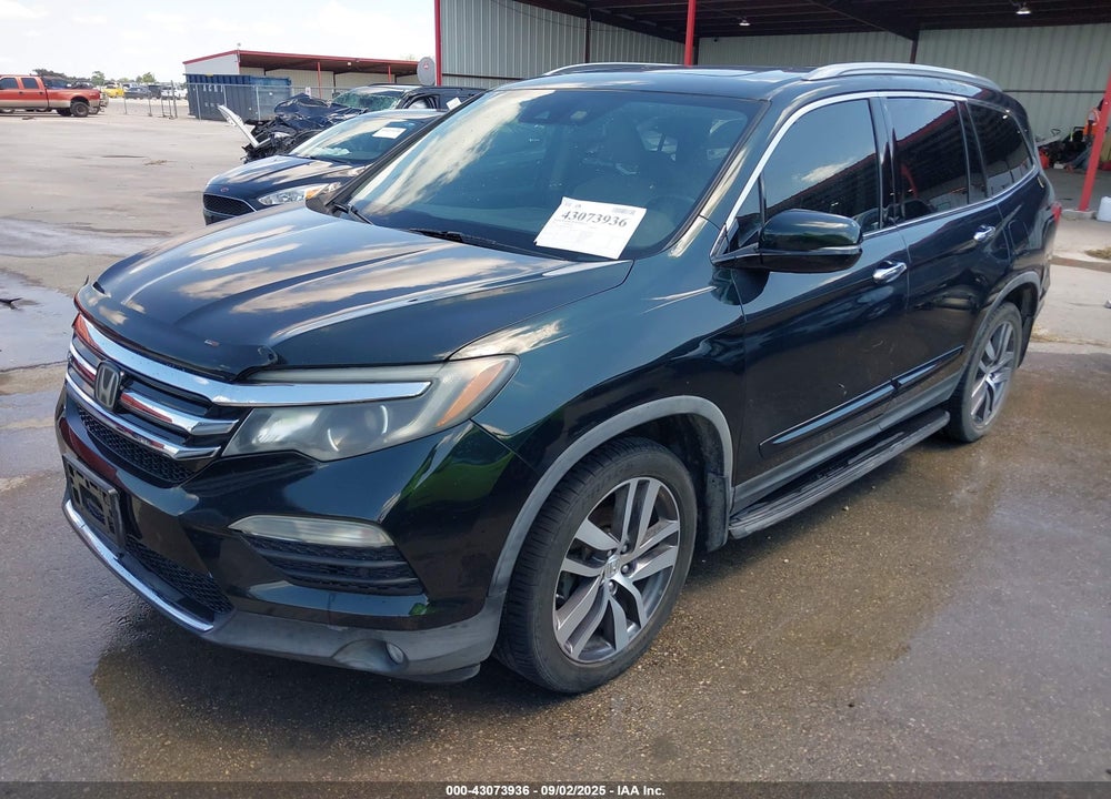 2017 HONDA PILOT VIN: 5FNYF6H98HB009808
