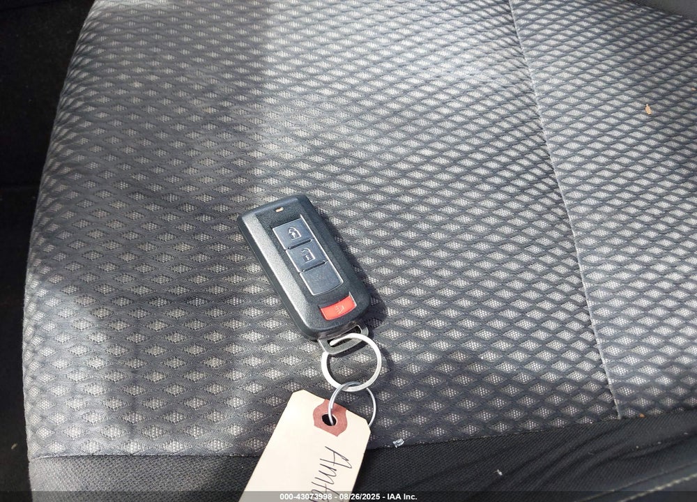2018 MITSUBISHI OUTLANDER VIN: JA4AD3A38JZ018658