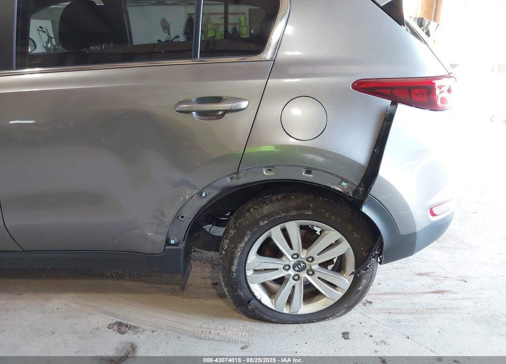 2018 KIA SPORTAGE VIN: KNDPMCAC7J7346536