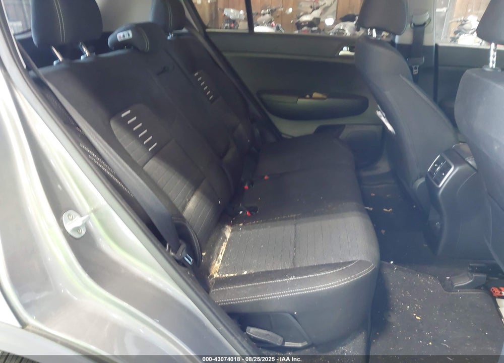 2018 KIA SPORTAGE VIN: KNDPMCAC7J7346536
