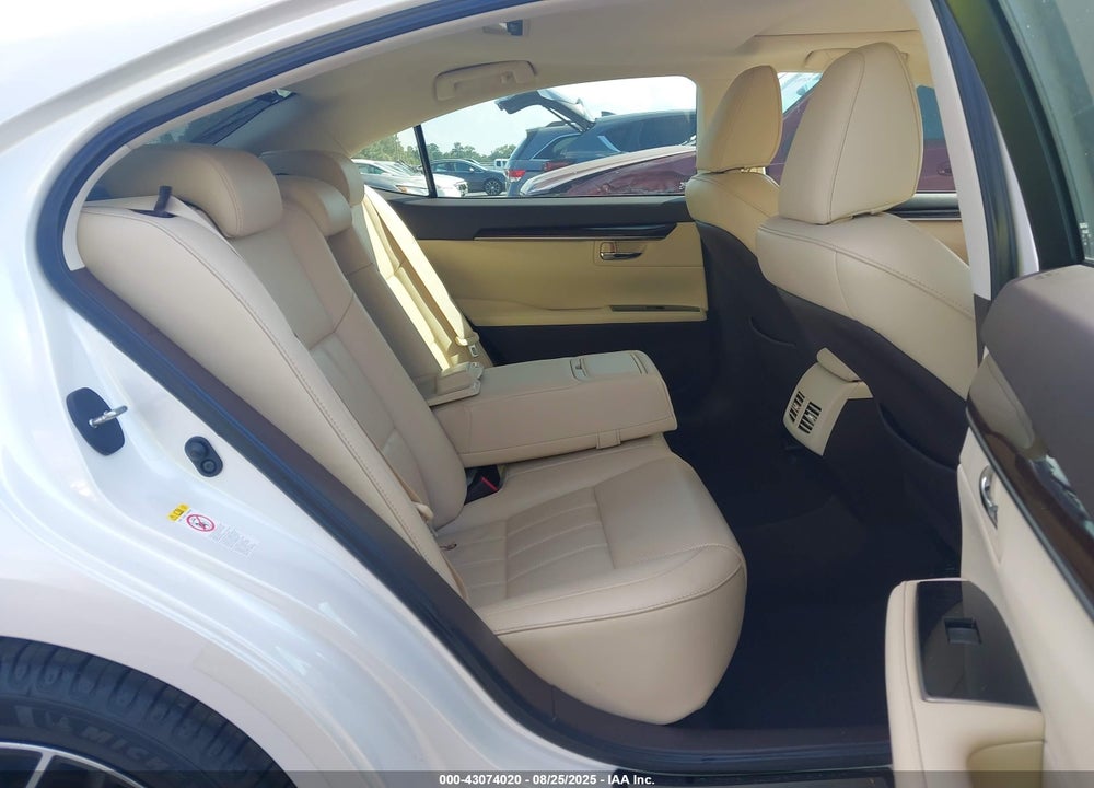 2017 LEXUS ES 350 VIN: 58ABK1GGXHU053826