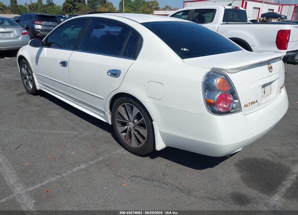 2002 NISSAN ALTIMA 3.5 SE VIN: 1N4BL11E52C256383