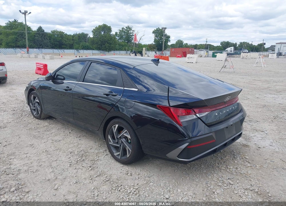 2024 HYUNDAI ELANTRA VIN: KMHLS4DG5RU789477