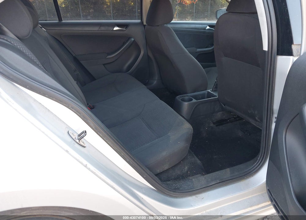 2012 VOLKSWAGEN JETTA VIN: 3VW2K7AJ5CM334784