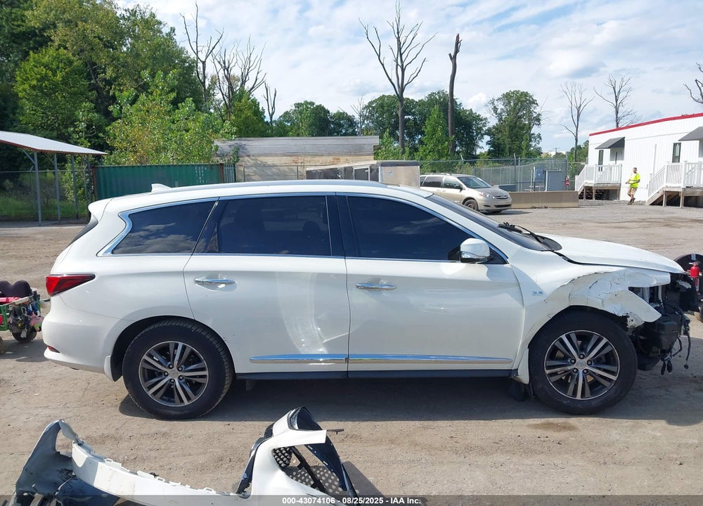 2020 INFINITI QX60 VIN: 5N1DL0MM0LC521160