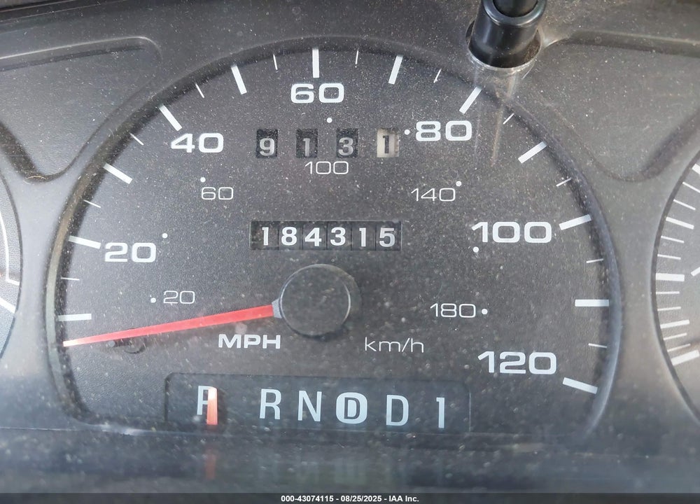 2002 FORD TAURUS SES VIN: 1FAFP55U12G229964