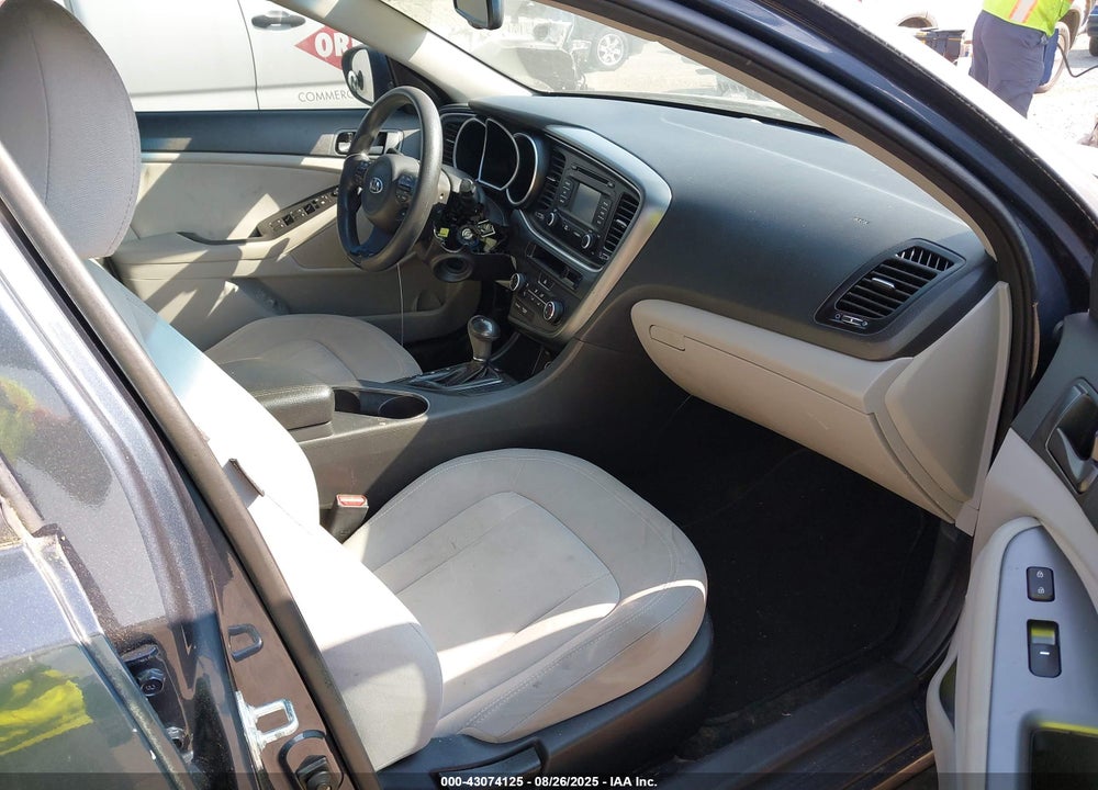 2015 KIA OPTIMA VIN: KNAGM4A72F5590331