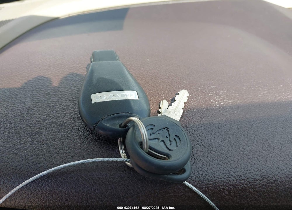 2014 RAM 1500 VIN: 1C6RR7LT3ES273948