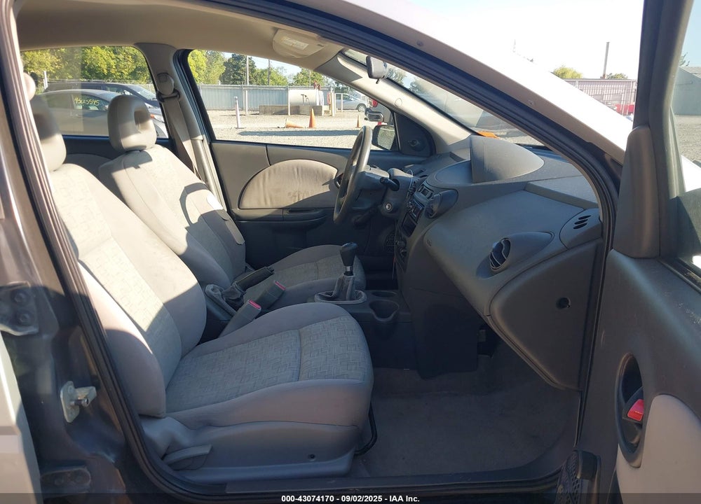 2005 SATURN ION 1 VIN: 1G8AF52F85Z152123