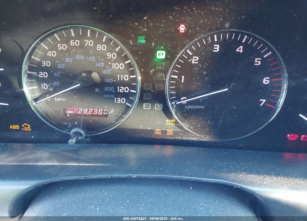 2005 LEXUS LX 470 VIN: JTJHT00WX54002219