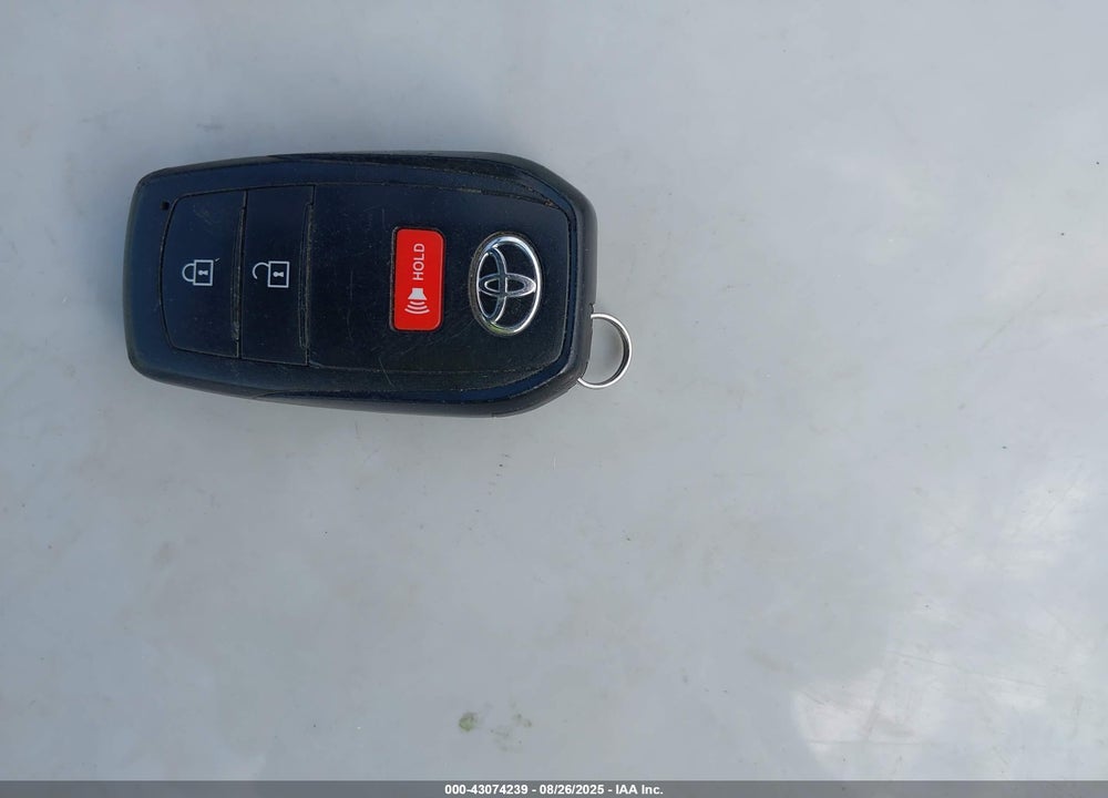 2022 TOYOTA COROLLA CROSS LE VIN: 7MUBAABG7NV021797