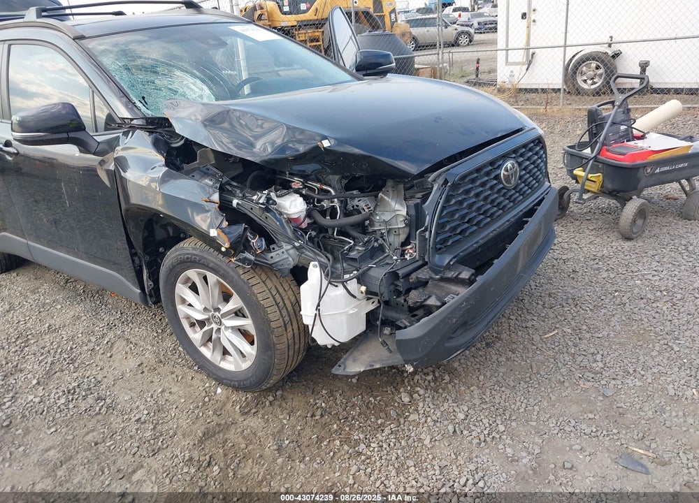2022 TOYOTA COROLLA CROSS LE VIN: 7MUBAABG7NV021797