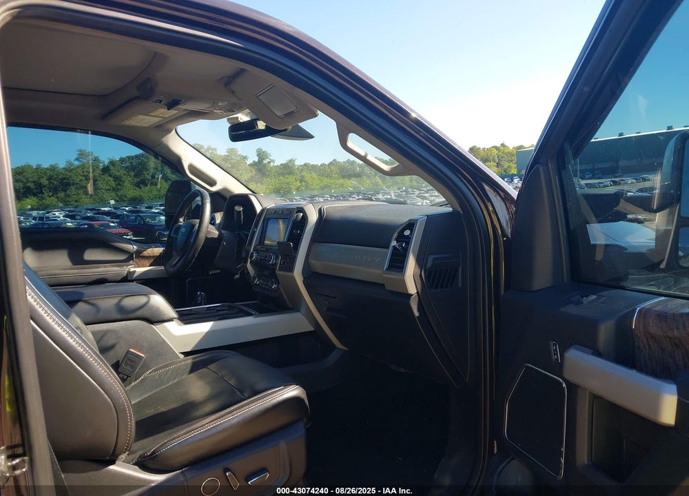 2019 FORD F-350 LARIAT VIN: 1FT8W3BT3KEC72719