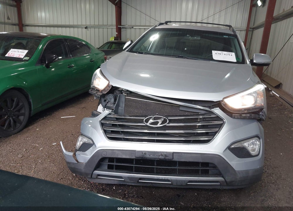 2014 HYUNDAI SANTA FE VIN: KM8SNDHF2EU062392