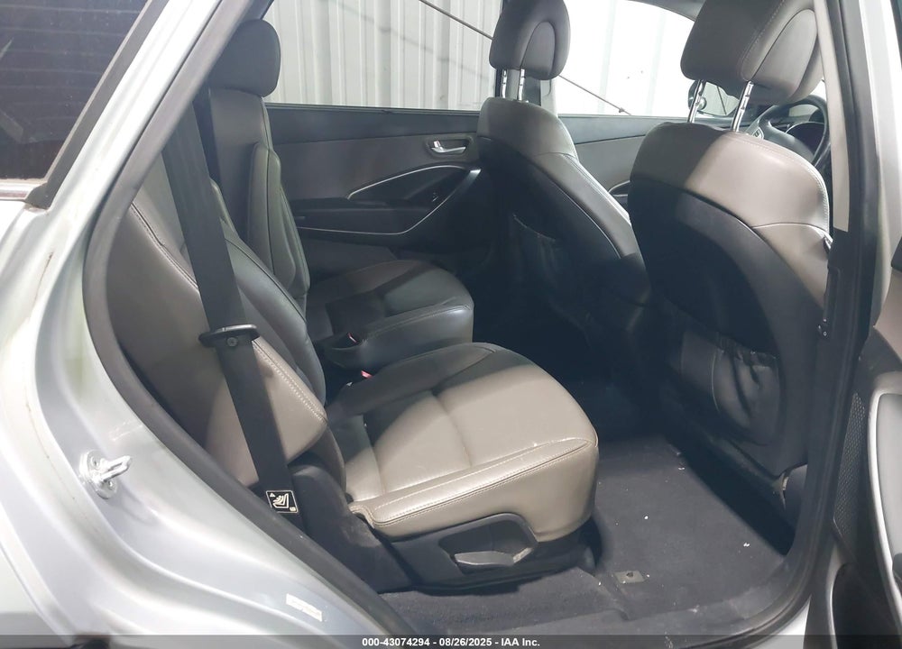 2014 HYUNDAI SANTA FE VIN: KM8SNDHF2EU062392
