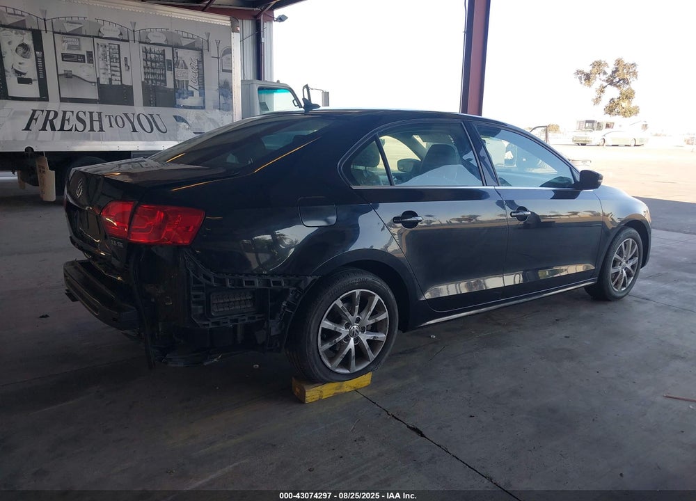 2013 VOLKSWAGEN JETTA VIN: 3VWDP7AJ6DM279094