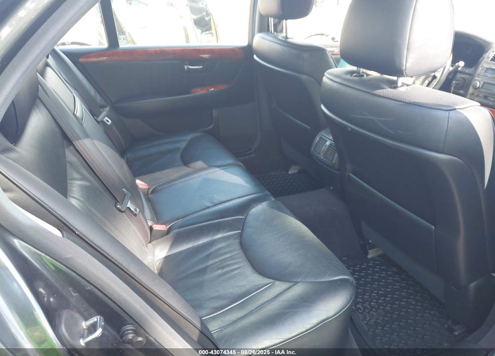 2005 LEXUS LS 430 VIN: JTHBN36F555002441