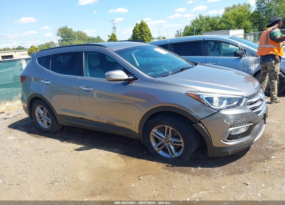 2017 HYUNDAI SANTA FE VIN: 5NMZUDLB8HH048065