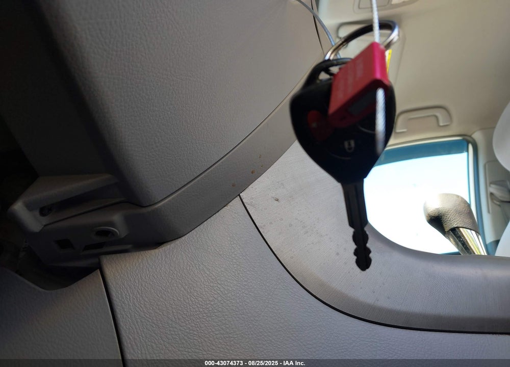 2008 TOYOTA RAV4 VIN: JTMBD33V286087950